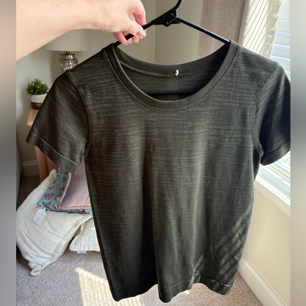 Lululemon Olive Green Womens Athletic Top